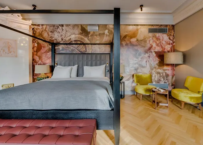 Grand Poet And By Semarah 호텔