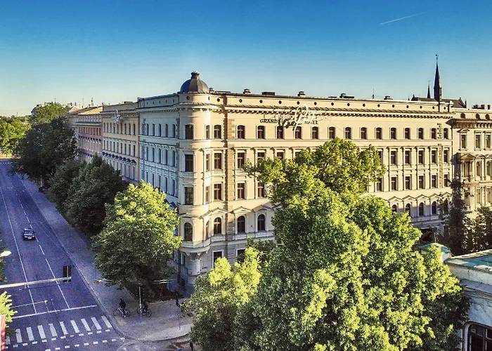 Grand Poet And By Semarah 리가