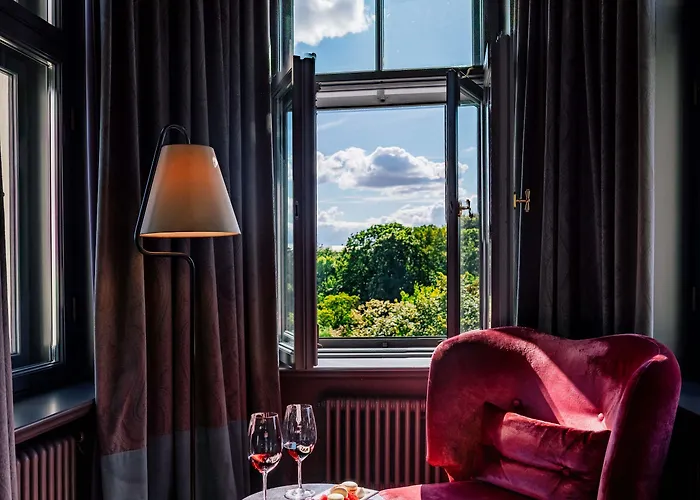 Grand Poet And By Semarah 호텔 리가