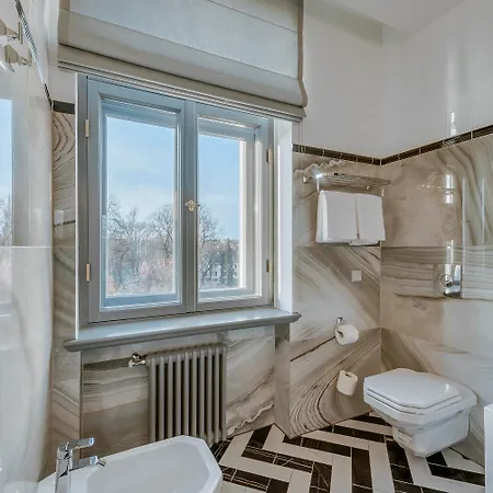 Grand Poet And By Semarah Рига