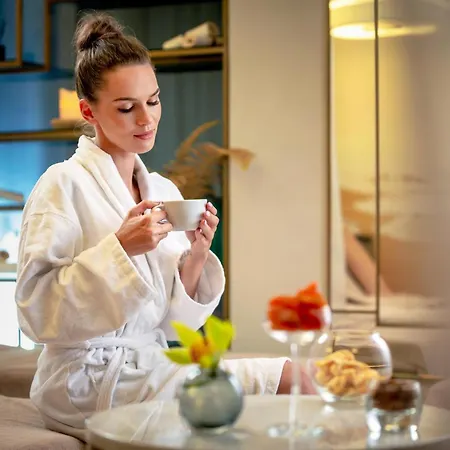 Grand Poet And By Semarah