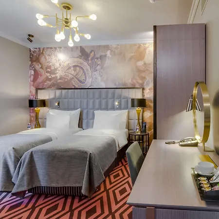 Grand Poet And By Semarah Готель 5*