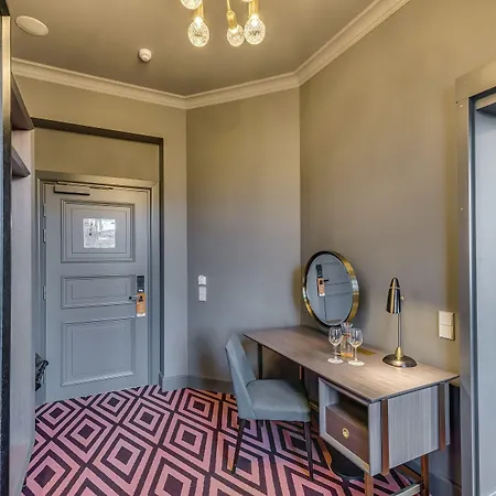 Готель Grand Poet And By Semarah Рига