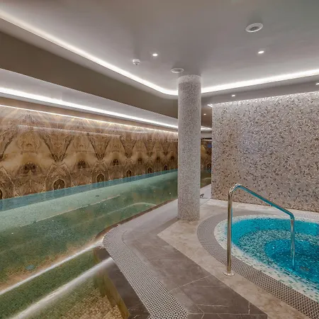 Готель Grand Poet And By Semarah