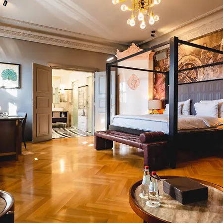 Hotel Grand Poet And By Semarah 5*