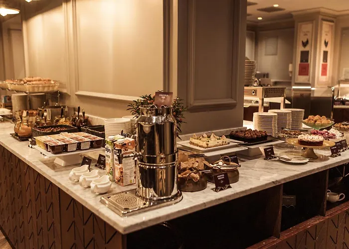 Отель Grand Poet And By Semarah 5*