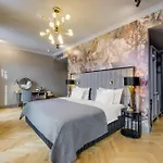 Hotel Grand Poet And By Semarah