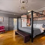 Hotel Grand Poet And By Semarah Riga
