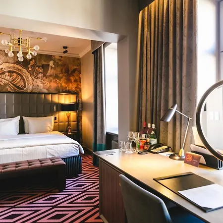 Grand Poet And By Semarah 5* Riga