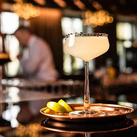 Grand Poet And By Semarah 5*