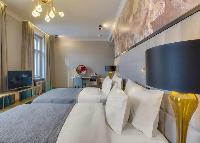 Grand Poet And By Semarah Riga