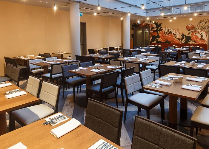 Hotel Grand Poet And By Semarah 5*